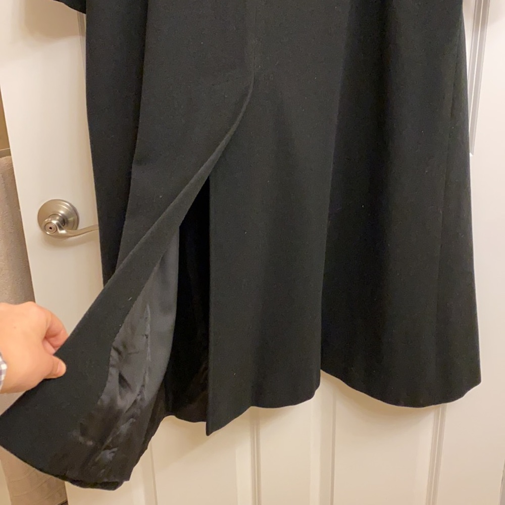 Albert Nipon Black Trench Coat - image 6